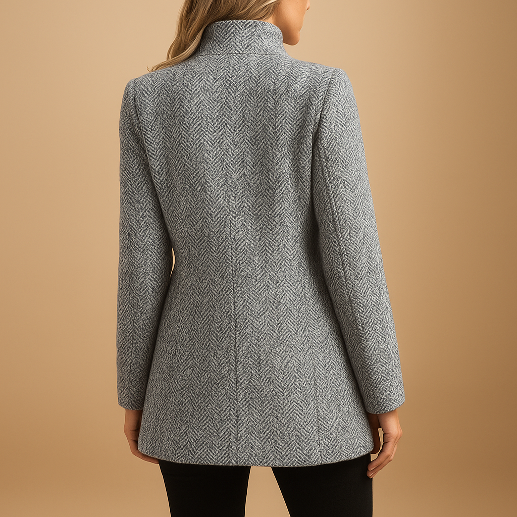 Tailored breathable blazer for women | Lianne 1